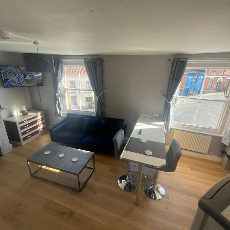 Brady'S Glastonbury Beautiful Pad Great Location! Exteriör bild