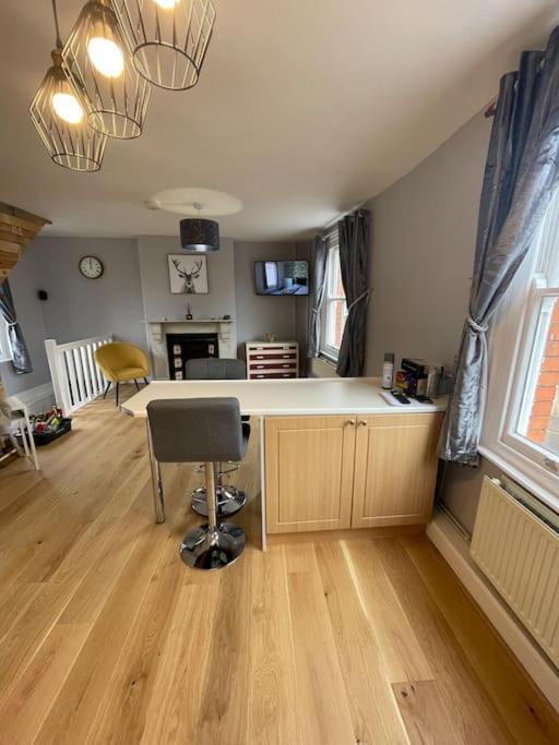 Brady'S Glastonbury Beautiful Pad Great Location! Exteriör bild